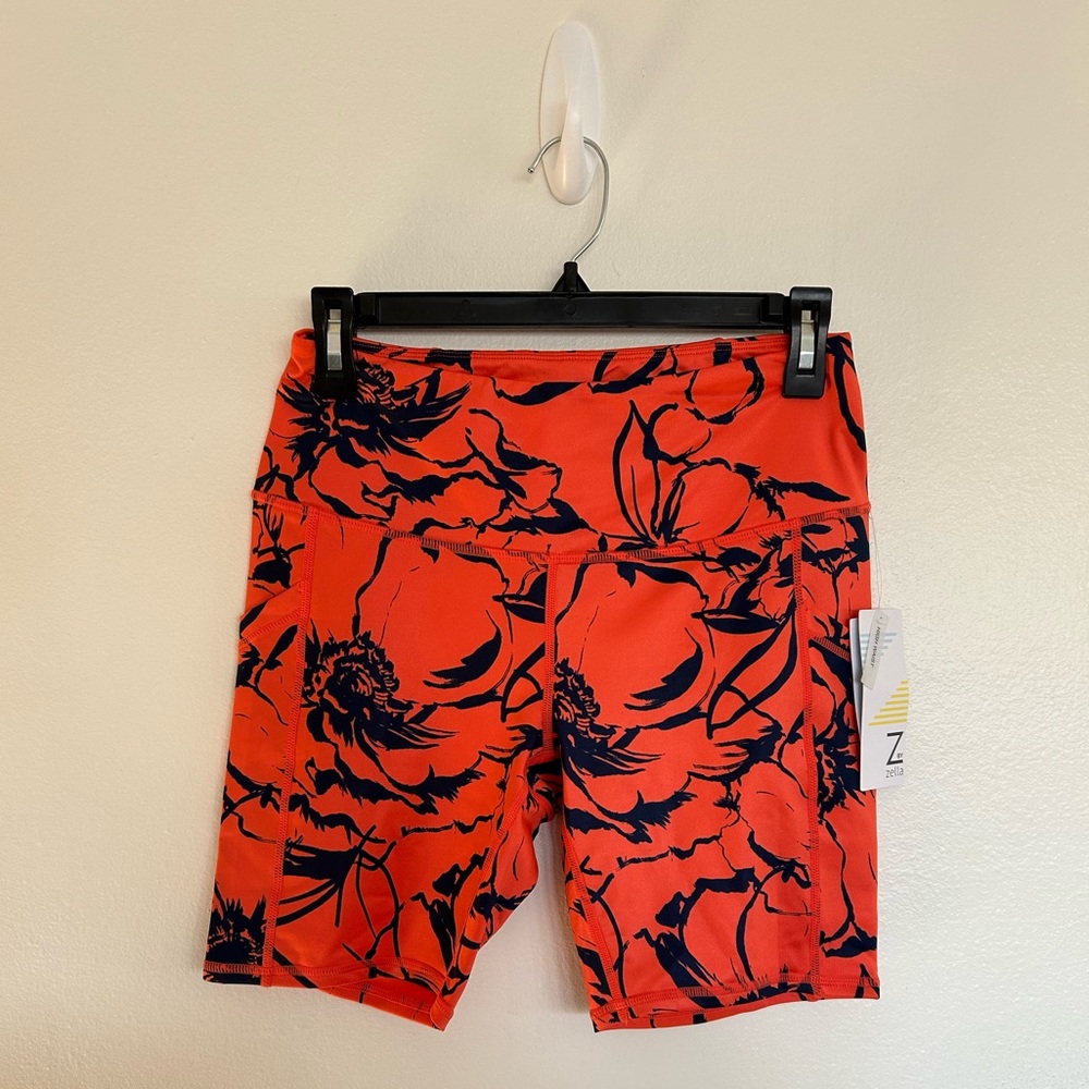 Zella Floral Studio Pocket Short NWT